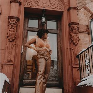 Meet your Posher, Adrienne